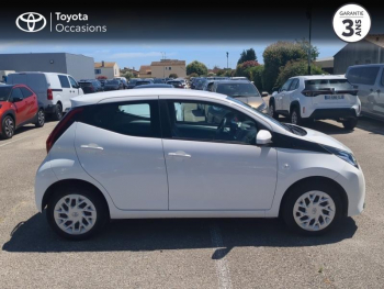 Photo 17 du bon plan TOYOTA Aygo 1.0 VVT-i 72ch x-play 5P MY19 occasion à 9500 €