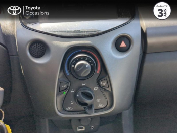 Photo 21 du bon plan TOYOTA Aygo 1.0 VVT-i 72ch x-play 5P MY19 occasion à 9500 €