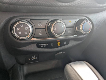 Photo 18 du bon plan NISSAN Juke 1.0 DIG-T 117ch Acenta DCT occasion à 17490 €
