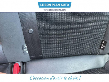 Photo 21 du bon plan CITROEN C4 II Ph2 Evo BlueHDi 120 Feel S&S EAT6 occasion à 9900 €
