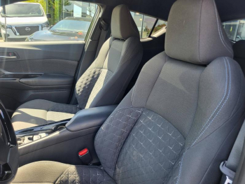 Photo 5 du bon plan TOYOTA C-HR 184h Edition 2WD E-CVT MY20 occasion à 20490 €
