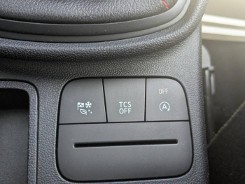 Photo 20 du bon plan FORD Fiesta 1.0 Flexifuel 95ch ST-Line 5p occasion à 18790 €