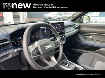 Photo 21 du bon plan DACIA Duster 1.6 hybrid 140ch Journey occasion à 24490 €