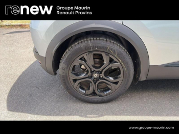 Photo 10 du bon plan RENAULT Captur 1.6 E-Tech hybride 145ch Rive Gauche occasion à 18800 €