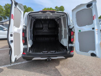 Photo 9 du bon plan FORD Transit Custom Fg VUL 320 L1H1 2.0 EcoBlue 136ch Trail occasion à 32000 €