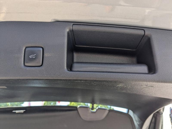Photo 14 du bon plan FORD Kuga 2.5 Duratec 225ch PHEV ST-Line Business BVA occasion à 26324 €