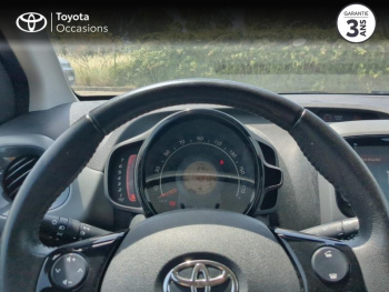 Photo 13 du bon plan TOYOTA Aygo 1.0 VVT-i 72ch x-play 5P MY19 occasion à 10990 €