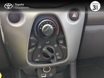 Photo 21 du bon plan TOYOTA Aygo 1.0 VVT-i 72ch x-play 5P MY19 occasion à 10990 €