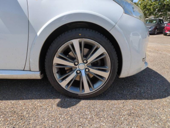 Photo 10 du bon plan PEUGEOT 208 1.6 THP XY 3p occasion à 6990 €