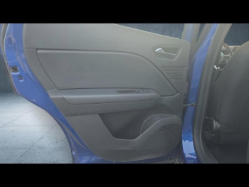 Photo 12 du bon plan RENAULT Captur 1.3 TCe 130ch FAP Business - 20 occasion à 13900 €