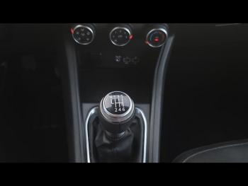 Photo 28 du bon plan RENAULT Captur 1.3 TCe 130ch FAP Business - 20 occasion à 13900 €