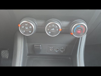Photo 29 du bon plan RENAULT Captur 1.3 TCe 130ch FAP Business - 20 occasion à 13900 €