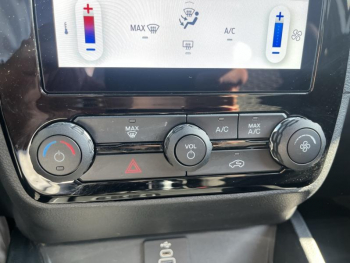 Photo 18 du bon plan FORD Ranger VUL 2.0 EcoBlue 170ch Stop&Start Double Cabine XLT 4x4 occasion à 38900 €