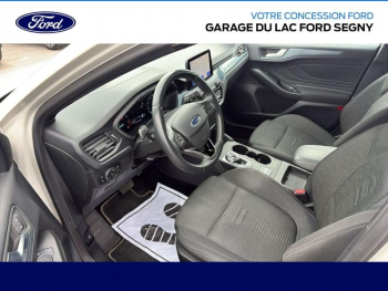 Photo 5 du bon plan FORD Focus Active 1.5 EcoBoost 150ch Business 109g occasion à 12990 €