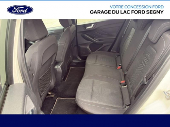 Photo 11 du bon plan FORD Focus Active 1.5 EcoBoost 150ch Business 109g occasion à 12990 €