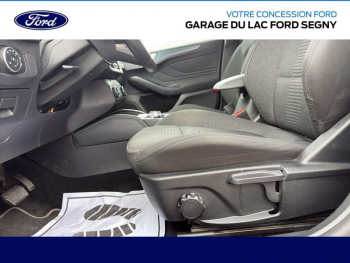 Photo 16 du bon plan FORD Focus Active 1.5 EcoBoost 150ch Business 109g occasion à 12990 €