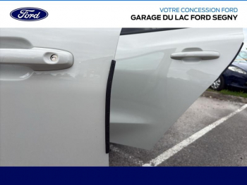 Photo 22 du bon plan FORD Focus Active 1.5 EcoBoost 150ch Business 109g occasion à 12990 €