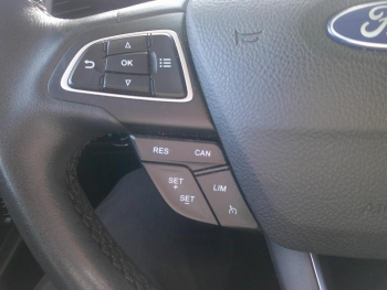 Photo 15 du bon plan FORD EcoSport 1.0 EcoBoost 125ch Titanium occasion à 15901 €