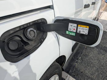 Photo 10 du bon plan FORD Transit Connect VUL L1 1.0E 100ch E85 Trend occasion à 21753 €
