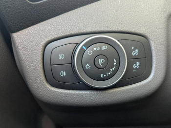 Photo 16 du bon plan FORD Transit Connect VUL L1 1.0E 100ch E85 Trend occasion à 21753 €