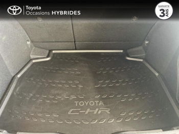 Photo 14 du bon plan TOYOTA C-HR 122h Distinctive 2WD E-CVT MC19 occasion à 21990 €
