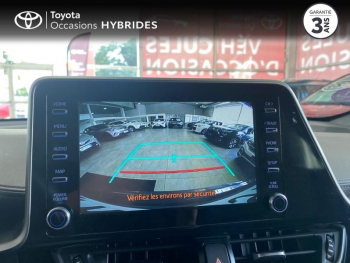 Photo 17 du bon plan TOYOTA C-HR 122h Distinctive 2WD E-CVT MC19 occasion à 21990 €