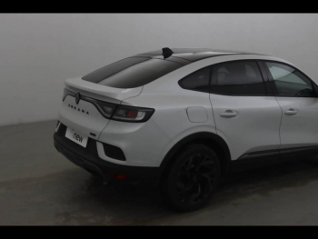 Photo 6 du bon plan RENAULT Arkana 1.6 E-Tech 145ch full hybrid esprit Alpine -25 occasion à 26900 €
