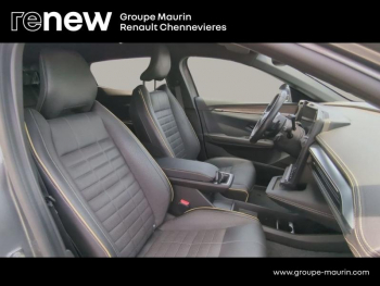 Photo 13 du bon plan RENAULT Megane E-Tech Electric EV60 220ch Iconic optimum charge -B occasion à 26999 €