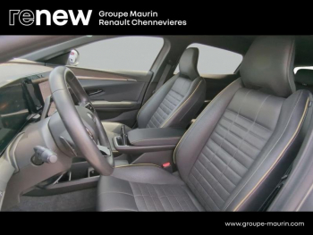Photo 16 du bon plan RENAULT Megane E-Tech Electric EV60 220ch Iconic optimum charge -B occasion à 26999 €