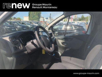Photo 10 du bon plan RENAULT Trafic Fg VUL L1H1 1000 1.6 dCi 120ch Grand Confort Euro6 occasion à 15900 €