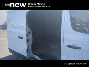 Photo 17 du bon plan RENAULT Trafic Fg VUL L1H1 1000 1.6 dCi 120ch Grand Confort Euro6 occasion à 15900 €