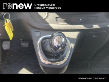 Photo 29 du bon plan RENAULT Trafic Fg VUL L1H1 1000 1.6 dCi 120ch Grand Confort Euro6 occasion à 15900 €