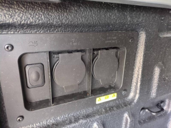 Photo 9 du bon plan FORD Ranger VUL 3.0 EcoBlue V6 240ch Stop&Start Double Cabine Wildtrak e-4WD BVA10 occasion à 57990 €