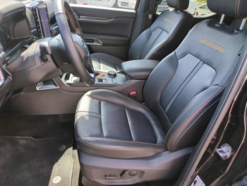 Photo 18 du bon plan FORD Ranger VUL 3.0 EcoBlue V6 240ch Stop&Start Double Cabine Wildtrak e-4WD BVA10 occasion à 57990 €