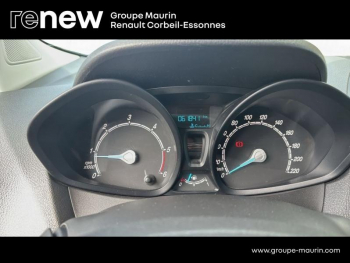 Photo 20 du bon plan FORD Tourneo Courier 1.5 TDCI 100ch Sport occasion à 13990 €