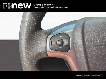 Photo 21 du bon plan FORD Tourneo Courier 1.5 TDCI 100ch Sport occasion à 13990 €