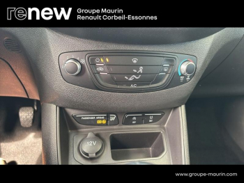 Photo 23 du bon plan FORD Tourneo Courier 1.5 TDCI 100ch Sport occasion à 13990 €