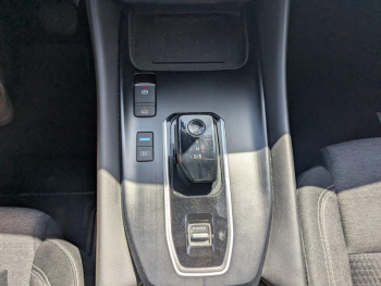 Photo 18 du bon plan NISSAN Qashqai e-POWER 190ch N-Connecta 2022 occasion à 25990 €