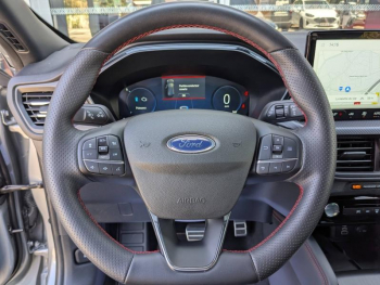 Photo 12 du bon plan FORD Kuga 2.5 Duratec 243ch Hybride Rechargeable ST-Line X Powershift occasion à 34900 €