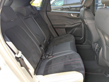 Photo 23 du bon plan FORD Kuga 2.5 Duratec 243ch Hybride Rechargeable ST-Line X Powershift occasion à 34900 €