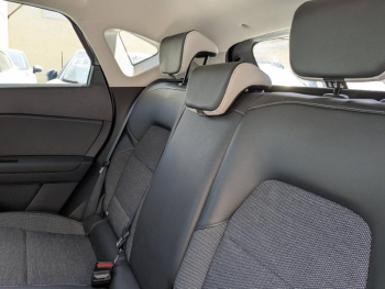 Photo 12 du bon plan RENAULT Captur 1.3 TCe 140ch FAP Intens EDC -21 occasion à 17490 €