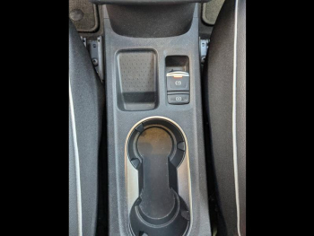 Photo 17 du bon plan RENAULT Captur 1.3 TCe 140ch FAP Intens EDC -21 occasion à 17490 €