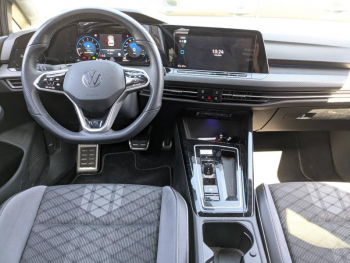 Photo 7 du bon plan VOLKSWAGEN Golf 1.5 eTSI OPF 150ch R-Line DSG7 occasion à 26990 €