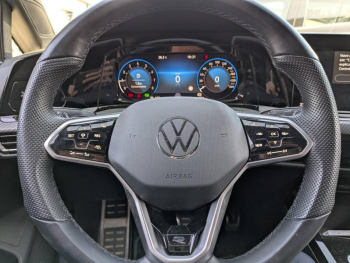 Photo 8 du bon plan VOLKSWAGEN Golf 1.5 eTSI OPF 150ch R-Line DSG7 occasion à 26990 €
