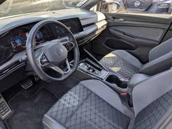 Photo 9 du bon plan VOLKSWAGEN Golf 1.5 eTSI OPF 150ch R-Line DSG7 occasion à 26990 €