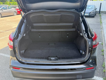 Photo 18 du bon plan NISSAN Qashqai 1.5 dCi 115ch N-Connecta 2019 Euro6-EVAP occasion à 15990 €