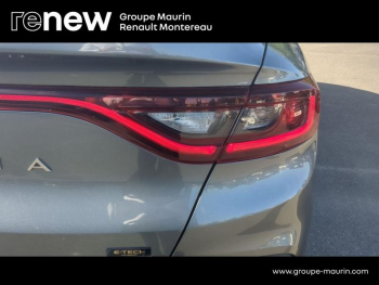Photo 16 du bon plan RENAULT Arkana 1.6 E-Tech hybride 145ch Techno -22 occasion à 22490 €