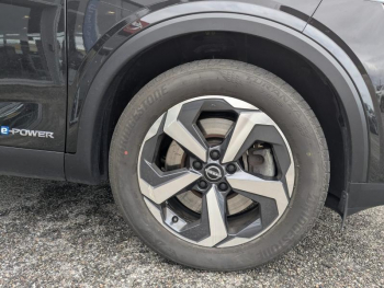Photo 7 du bon plan NISSAN Qashqai e-POWER 190ch N-Connecta 2022 occasion à 26990 €