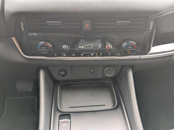 Photo 14 du bon plan NISSAN Qashqai e-POWER 190ch N-Connecta 2022 occasion à 26990 €