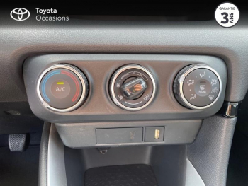 Photo 21 du bon plan TOYOTA Yaris 120 VVT-i Dynamic Business 5p MY22 occasion à 16490 €